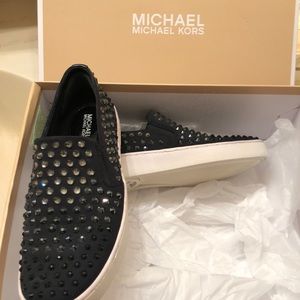 Women’s size 6 Michael Kors shoes